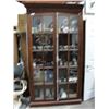 Image 1 : Large display cabinet