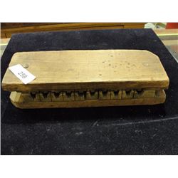 Early cigar roller