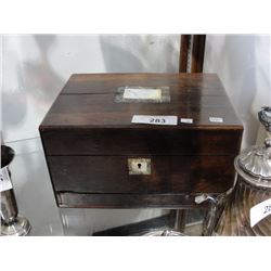 Wood box w/mother of pearl accents