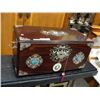 Image 1 : Asian wedding box