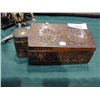 Image 1 : Early carved box