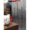 Image 1 : Triple lockers