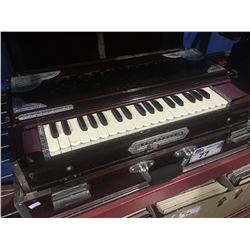 PAUL & CO HOW G HARMONIUM MAKER, INDIA