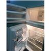 Image 2 : MAYTAG WHITE 2 DOOR FRIDGE