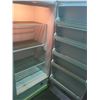 Image 2 : KENMORE WHITE UPRIGHT FREEZER