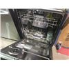 Image 2 : SAMSUNG STAINLESS STEEL BUILT IN DISHWASHER