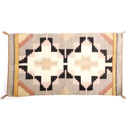 Navajo Wide Ruins Rug Exceptional Mid 20th C.