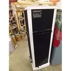 ROTATING POOL CUE HOLDER STAND - GOLF STAND