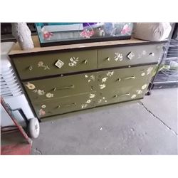 DRESSOR - 6 DRAWER
