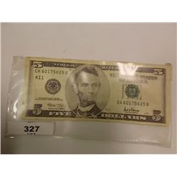 BANK NOTE - USA - $5 - 2001