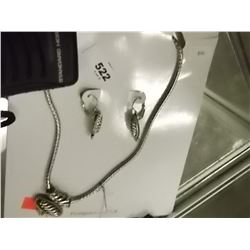 VICTORIA E, NECKLACE & EARING SET ON CARD