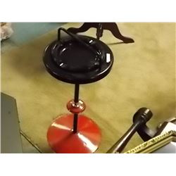 ASHTRAY STAND