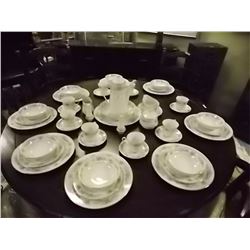 49 pc china set "premiere"