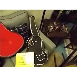 VINTAGE SOFT GUITAR CASE