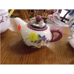 TEA POT - MINI FLORAL PRINT
