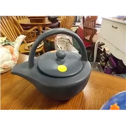 TEA POT - SOLID DARK GREEN