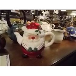 TEA POT - SANTA CLAUS