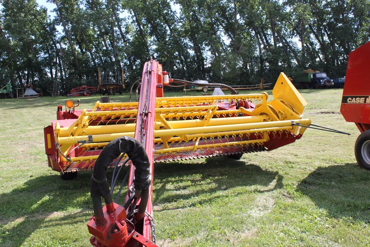 New Holland 499 12' Hydro Swing Haybine New Holland 499 12' Hydro Swing Haybine