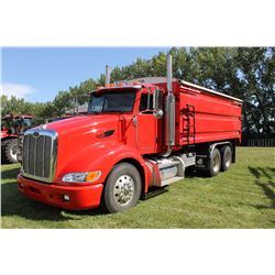 2007 Peterbilt 386 Tandem Grain Truck