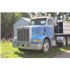 Image 1 : ITEM #16E - 1992 Peterbuilt Tandem Axle Truck