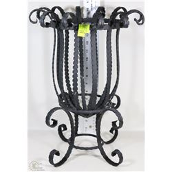 BLACK WROUGHT IRON 4 FOOTED PLANT STAND 16.5" TALL