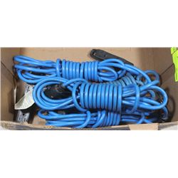 BOX OF 4 EXTENSION CORDS WITH EXTRA PLUG ENDS