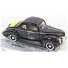 Image 1 : 1:18 SCALE DIE CAST 1940 FORD SEDAN