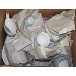 BOX OF ROYAL WORCESTER MADE IN ENGLAND DISHES