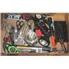Image 1 : FLAT OF VARIOUS TOOLS