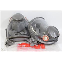 LOT OF 2 3M RESPIRATOR MASKS