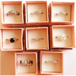 LOT OF 8 LADIES FASHION RINGS