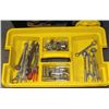 Image 3 : STANLEY MOBILE TOOL CHEST ON WHEELS WITH TOOLS