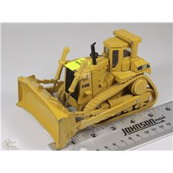 SMALL SCALE DION CAT DOZER