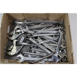 LOT OF 5 CRESCENT WRENCHES, 28 BALL+OPEN END