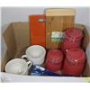 Image 1 : NEW KITCHEN LOT INCL. 3 CORAL GLASS CANISTERS ,
