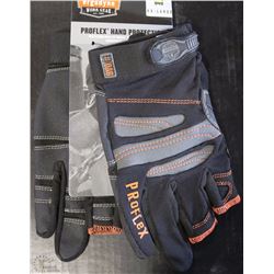 PAIR OF ERGODYNE GLOVES