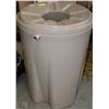 Image 1 : RAIN BARREL
