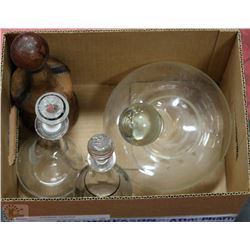 BOX WITH VINTAGE GLASS AND LEATHER DECANTERS