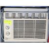 Image 1 : MAINSTAYS AIR CONDITIONER