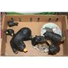 Image 1 : LOT OF COLLECTIBLE BEARS & EAGLE