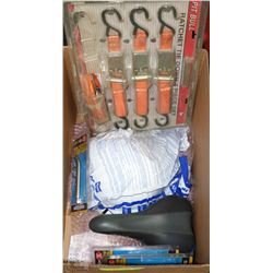 BOX WITH HARDHAT , 3 TRAILER PINS , 4 STRAPS