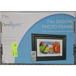 OMNI TECH 7" DIGITAL PHOTO FRAME