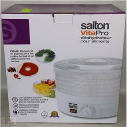SALTON FOOD DEHYDRATOR