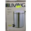 Image 1 : 12 LITRE STEP GARBAGE CAN