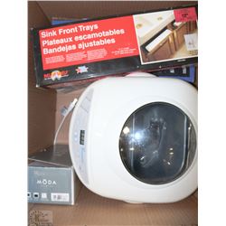 BOX WITH BREAD MAKER AND KITCHEN ACCESSORIES