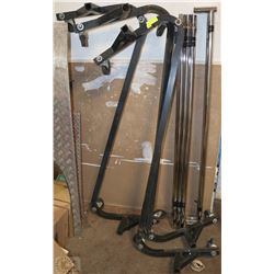 3 PROFESSIONAL CLOTHING RACKS