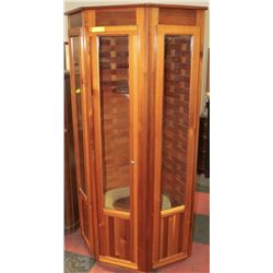 WOODEN VINTAGE LOCKING GUN CABINET DISPLAY UNIT