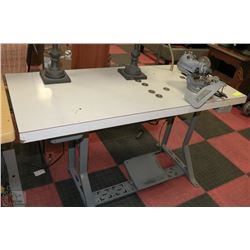 COMMERCIAL BLIND HEM STITCH MACHINE WITH LIGHT