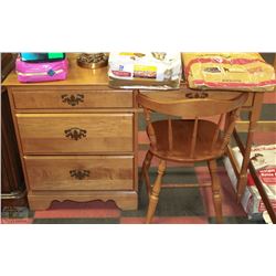 VILAS MAPLE DESK WITH CHAIR
