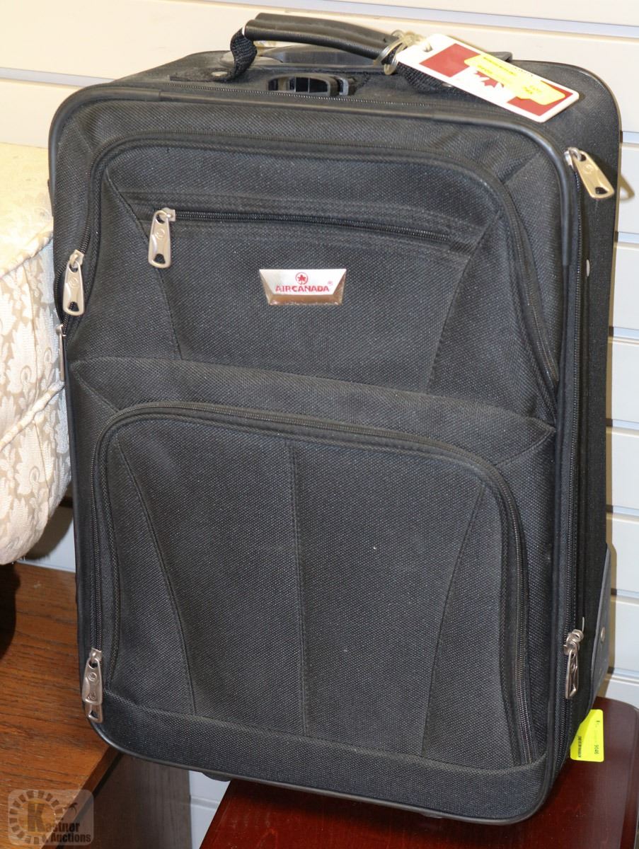 AIR CANADA TRAVEL BAG